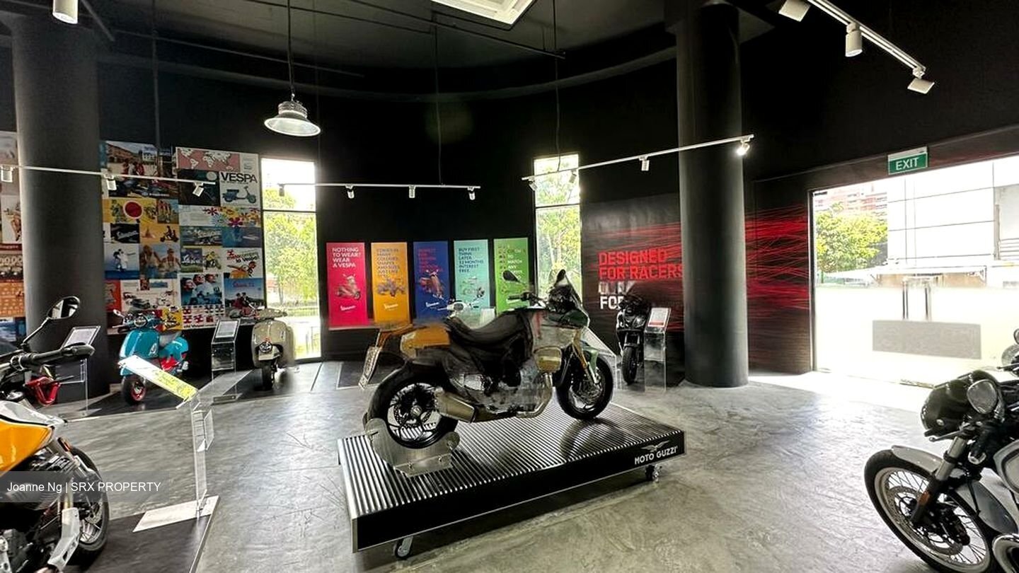 Alexandra Road (D3), Factory #456602991
